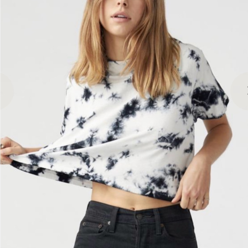 Joah Brown Black and White Tie-Dye Crop Top